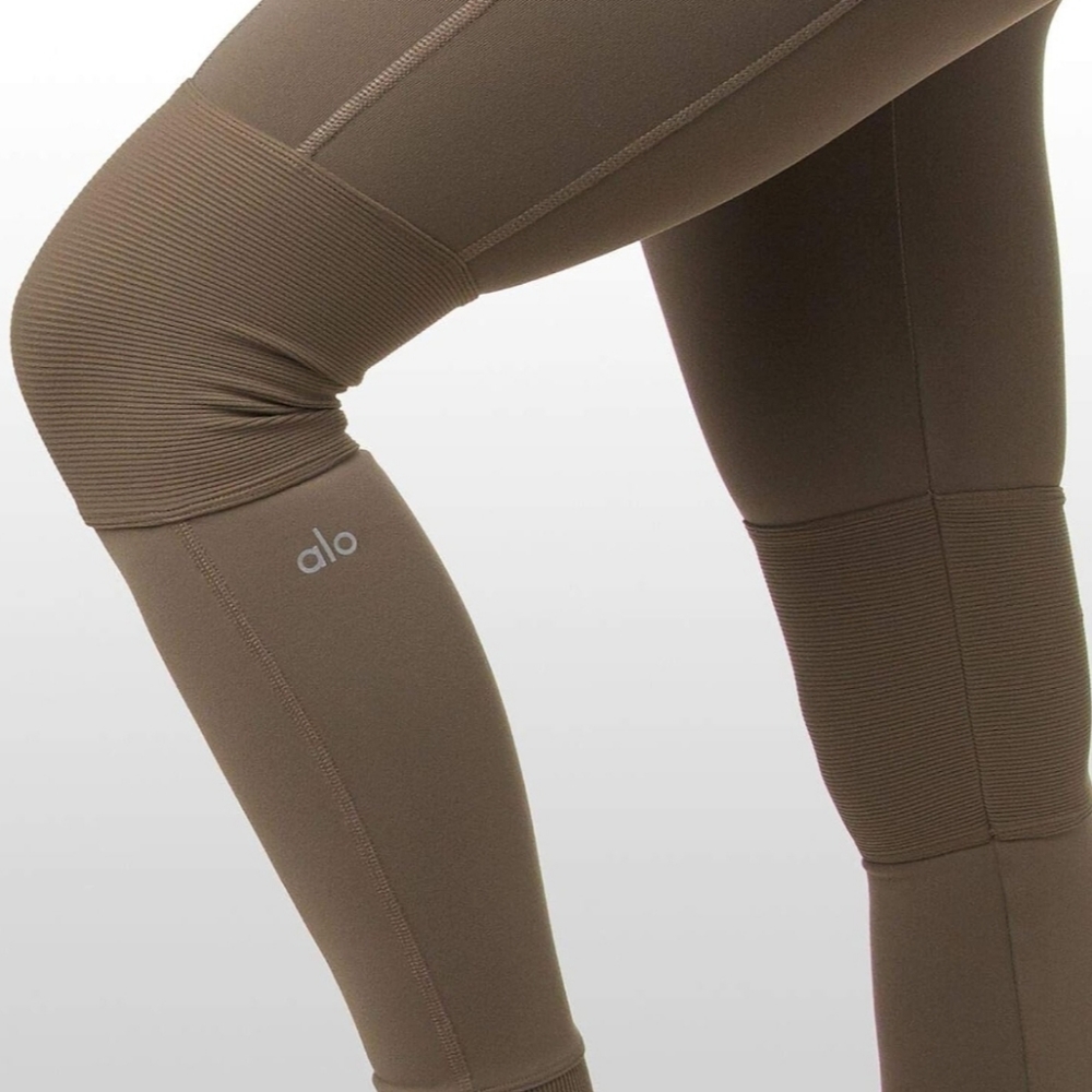 Alo yoga leggings light olive green  medium